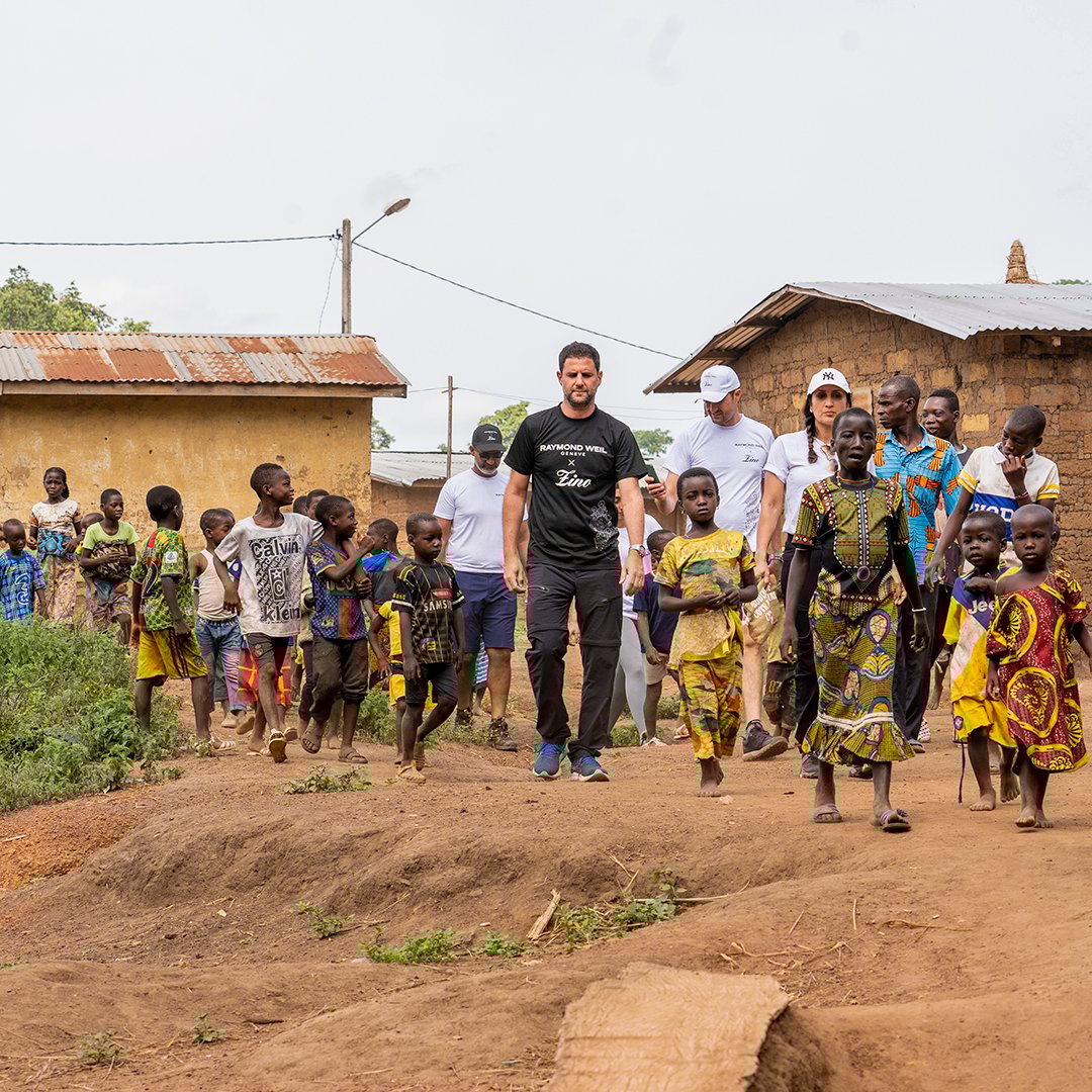 RAYMOND WEIL AND ZINO COLLABORATE TO BRING MUSIC, ART, AND SPORTS TO CHILDREN IN COTE D’IVOIRE.
