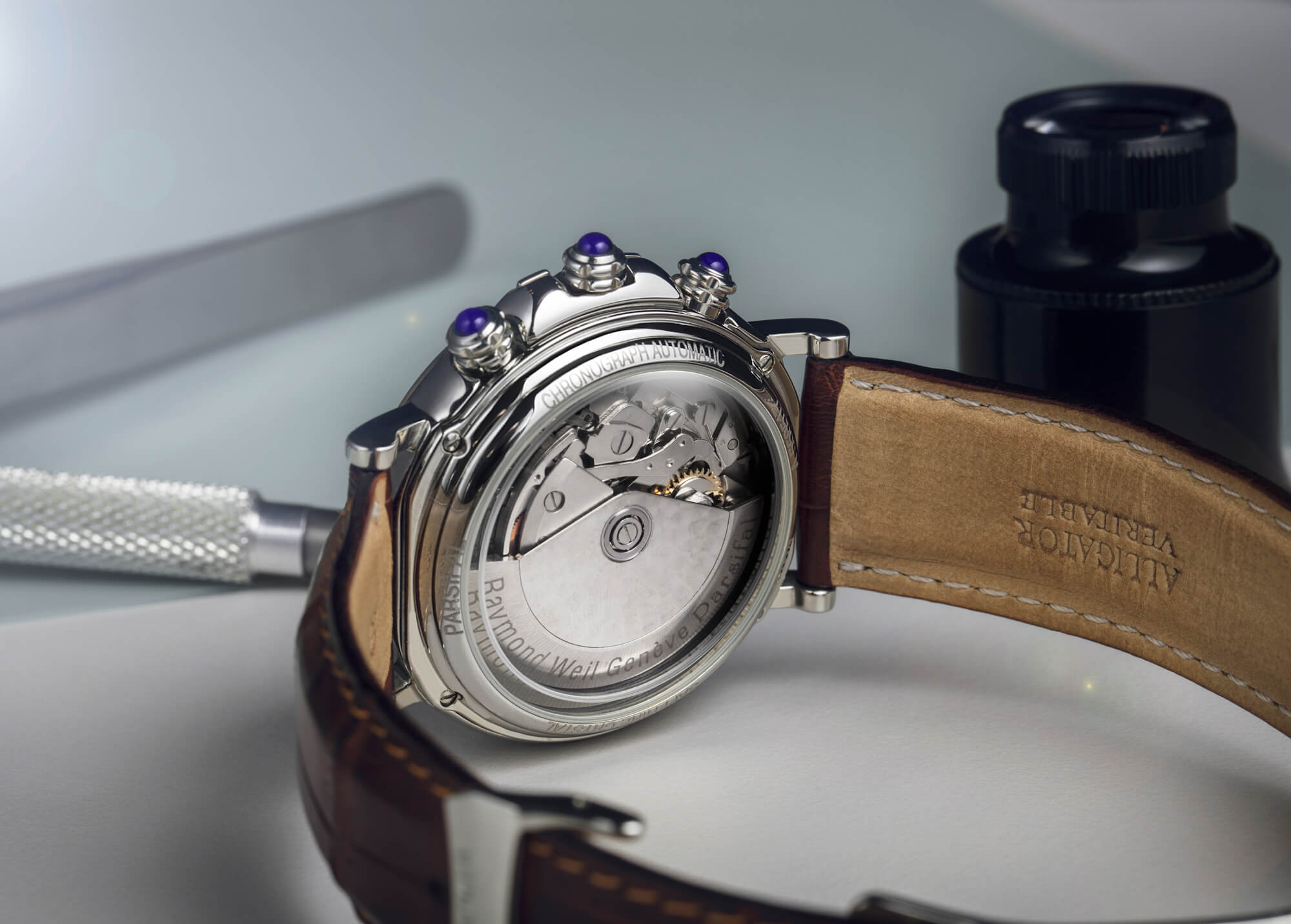 https://www.raymond-weil.com/wp-content/uploads/2019/12/ELIS_WATCH_dos2-1.jpg